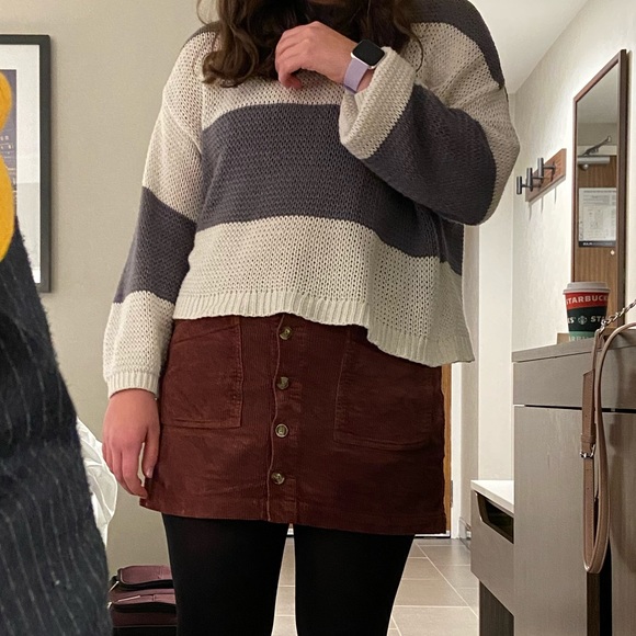 AE Perfect Spring Sweater - Picture 3 of 3